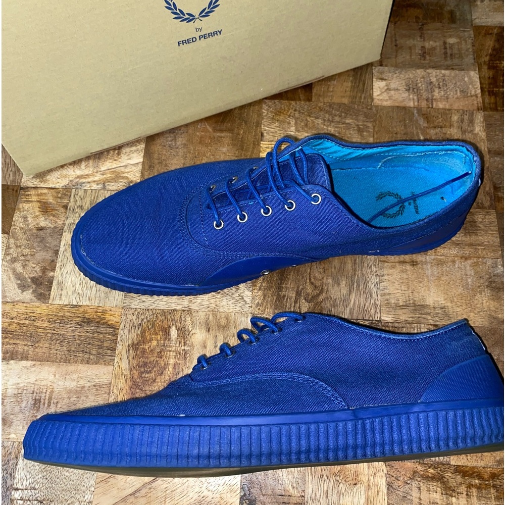 USED Fred Perry Sneaker